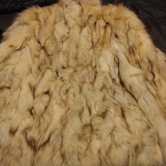 Saga Fox FurJacket Size Medium - Picture 1 of 4
